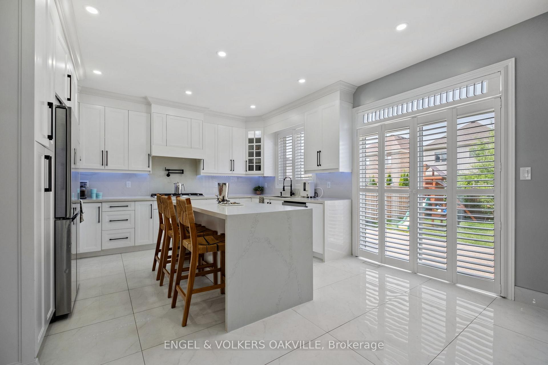 Photo 11 of 157 Sharpe Crescent, New Tecumseth, Tottenham — HOMEH