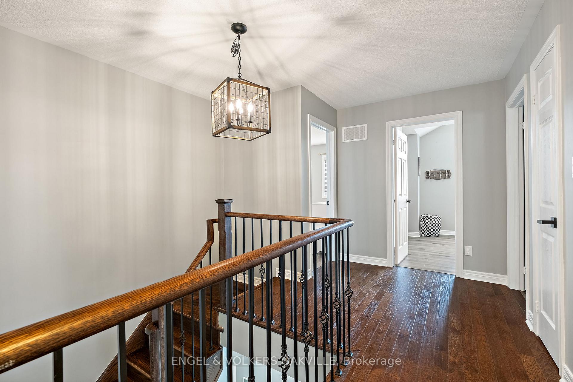 Photo 17 of 157 Sharpe Crescent, New Tecumseth, Tottenham — HOMEH