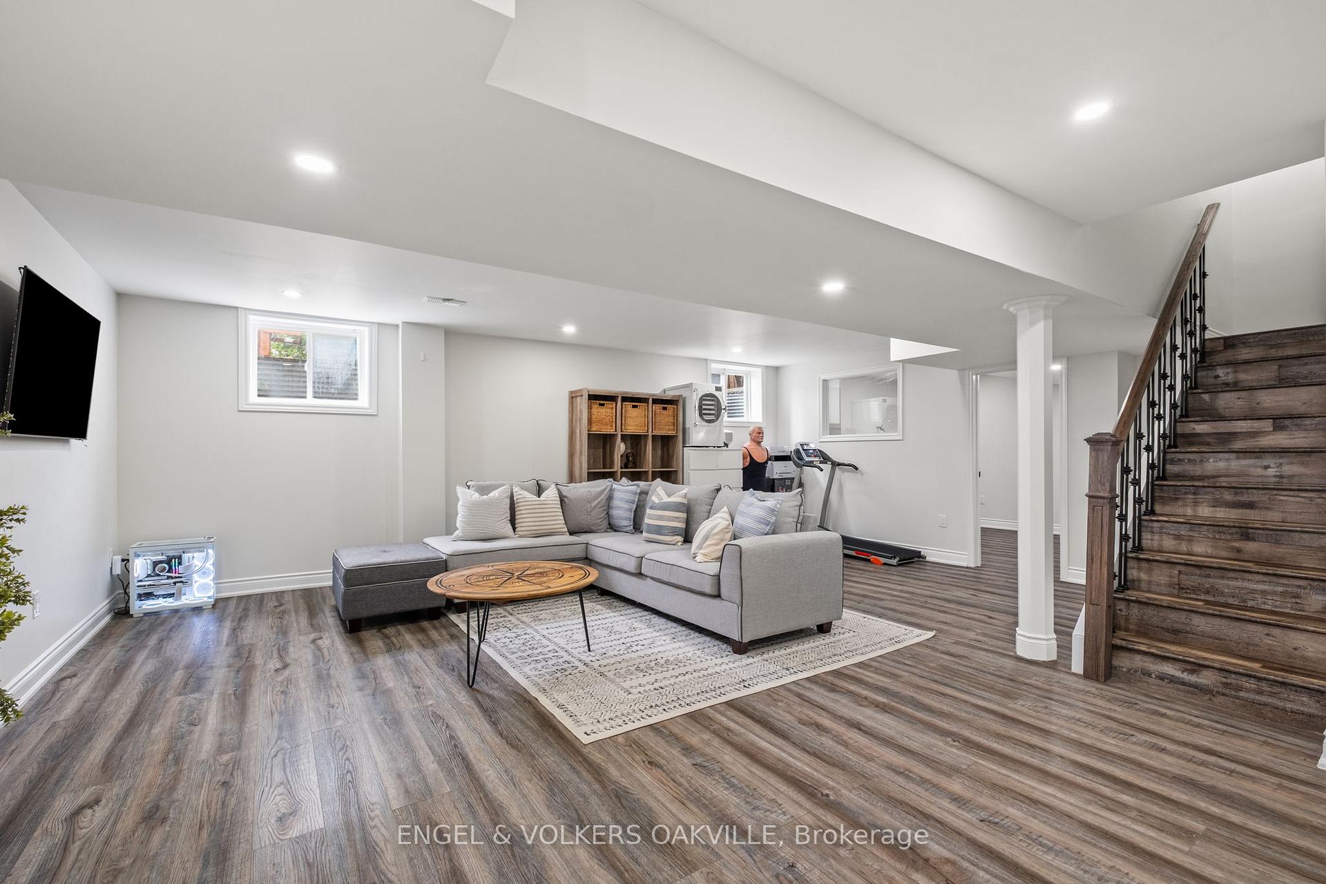 Photo 30 of 157 Sharpe Crescent, New Tecumseth, Tottenham — HOMEH