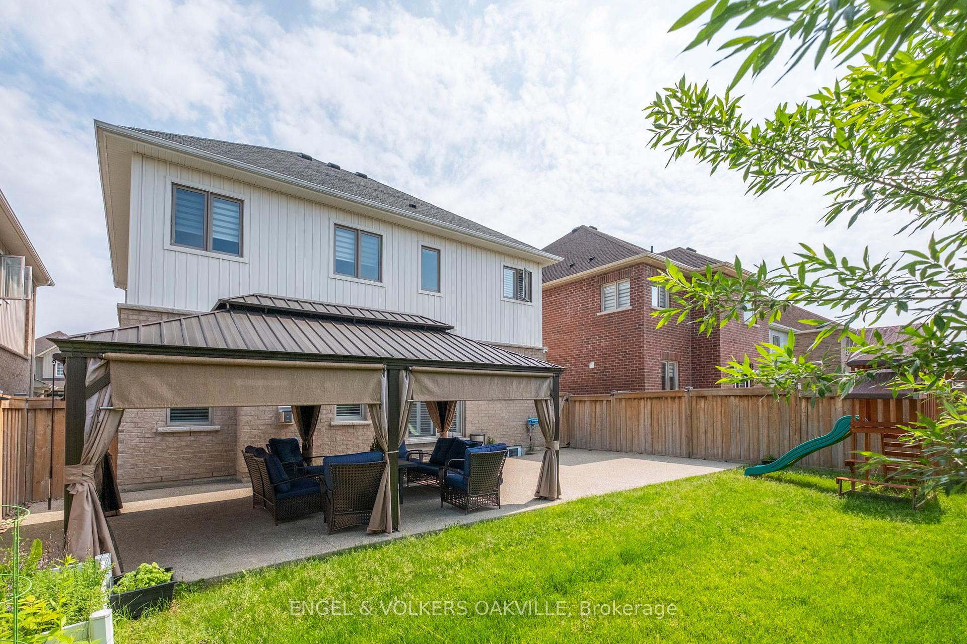Photo 39 of 157 Sharpe Crescent, New Tecumseth, Tottenham — HOMEH
