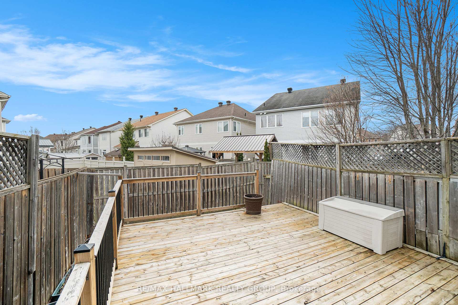 Photo 20 of 2052 Breezewood Street, Ottawa, Springridge/East Village — HOMEH