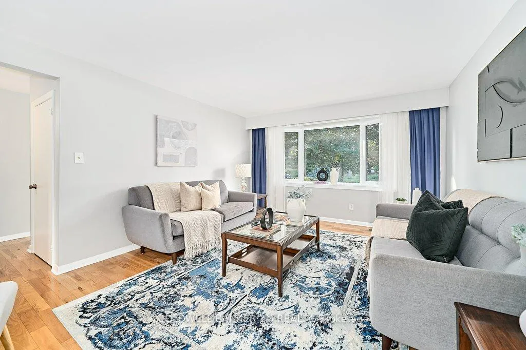 Photo 9 of 657 Balmoral Drive, Oshawa, McLaughlin — HOMEH