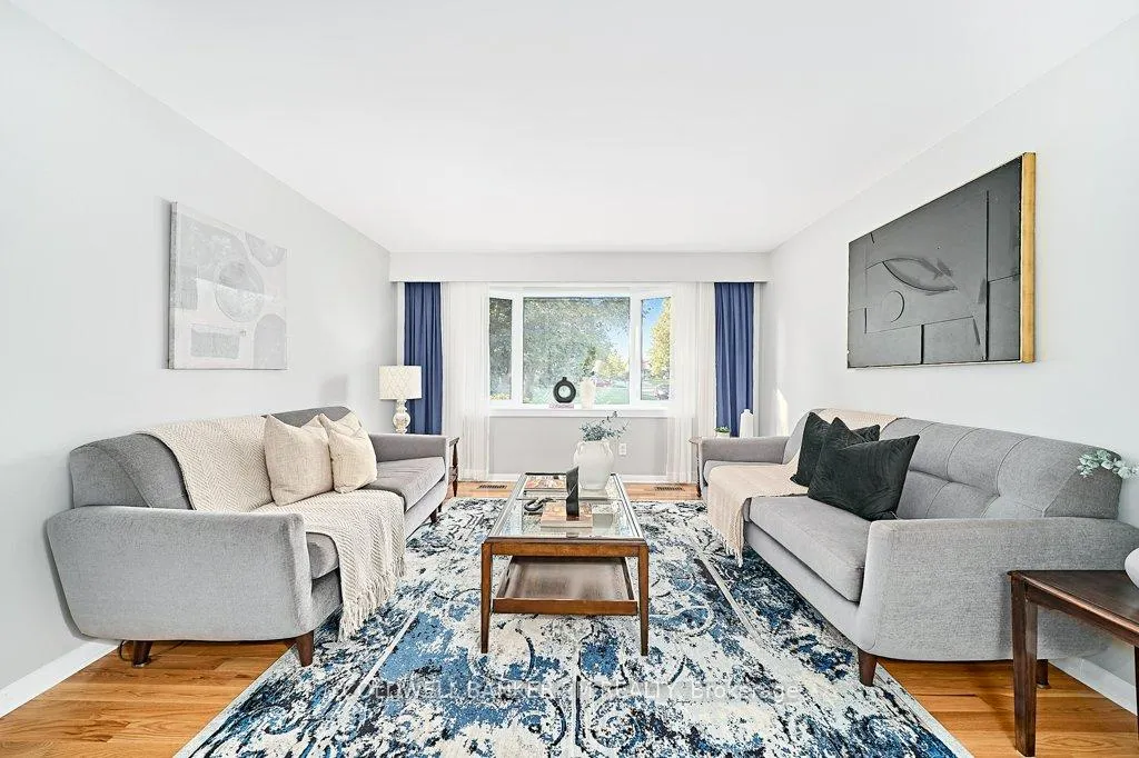 Photo 10 of 657 Balmoral Drive, Oshawa, McLaughlin — HOMEH