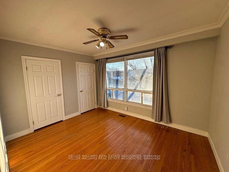 Photo 4 of Unit 2, 308 Lakeshore Road E, Mississauga, Port Credit — HOMEH