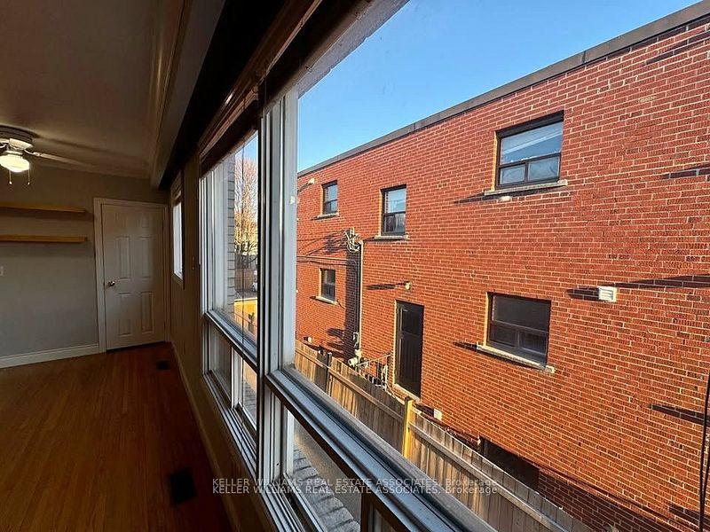 Photo 12 of Unit 2, 308 Lakeshore Road E, Mississauga, Port Credit — HOMEH