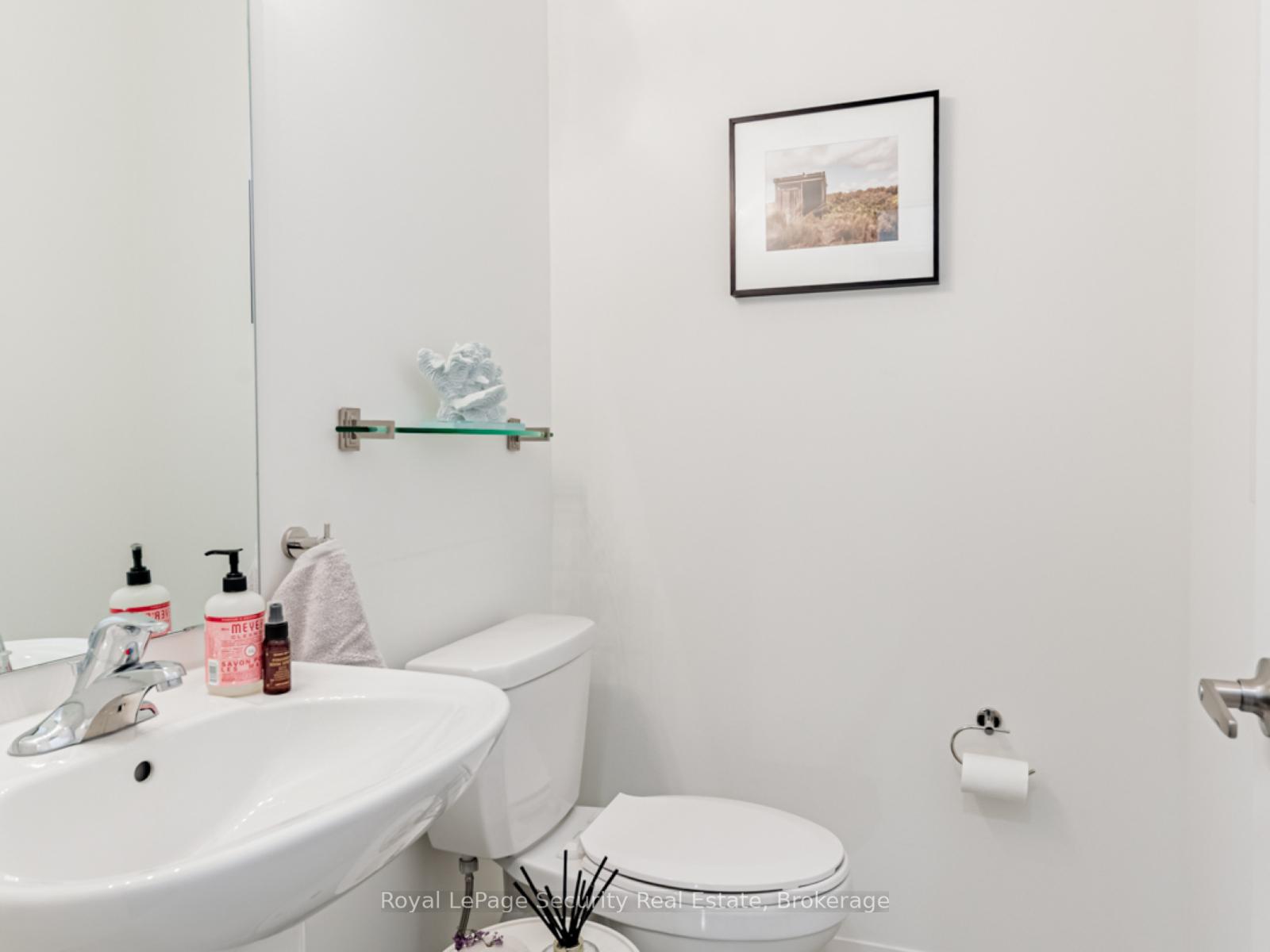 Photo 14 of 98 Casserley Crescent, New Tecumseth, Tottenham — HOMEH