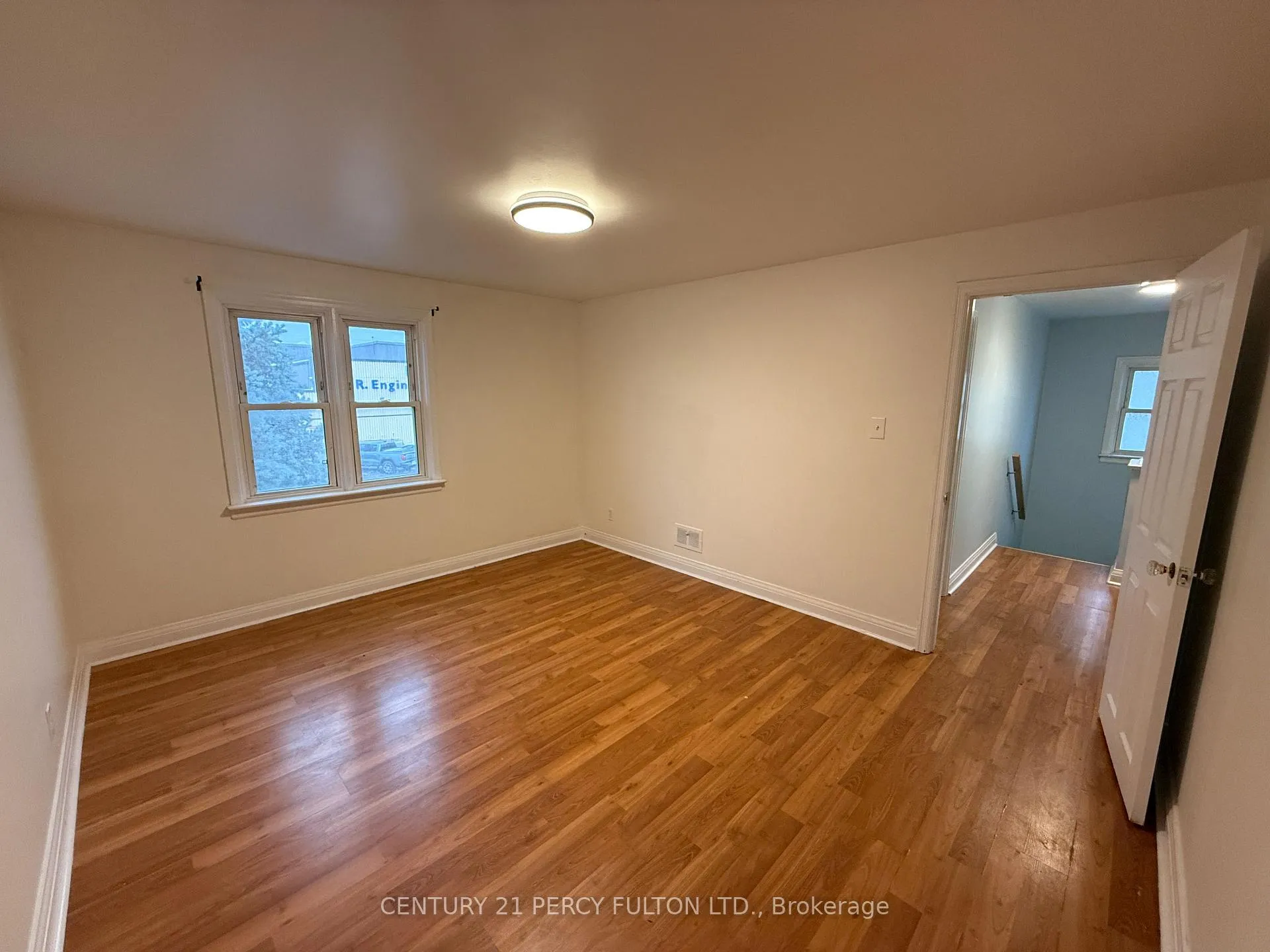 Photo 6 of 248 Toronto Avenue, Oshawa, Central — HOMEH