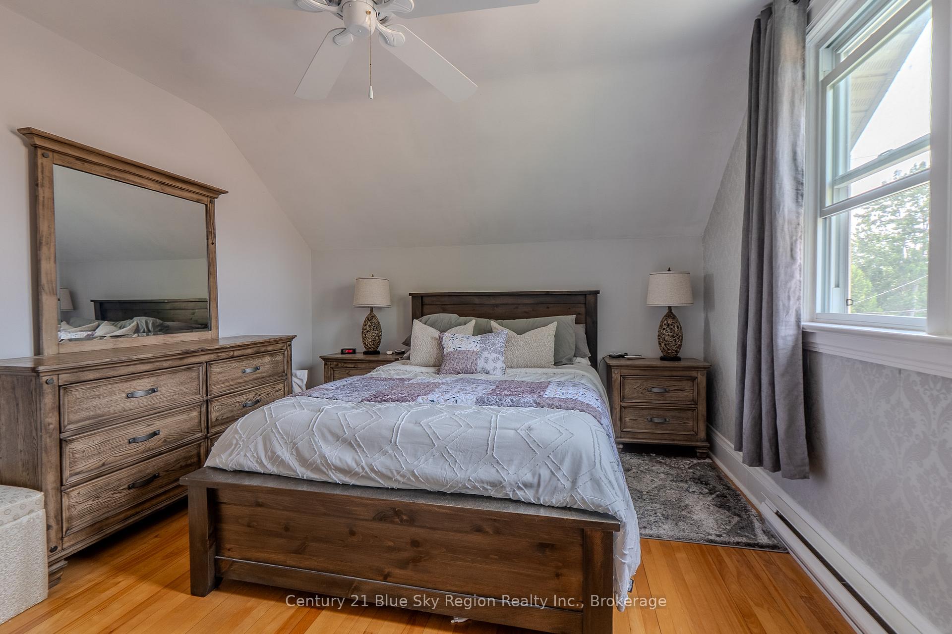 Photo 19 of 56 Whitney Avenue, North Bay, Ferris — HOMEH