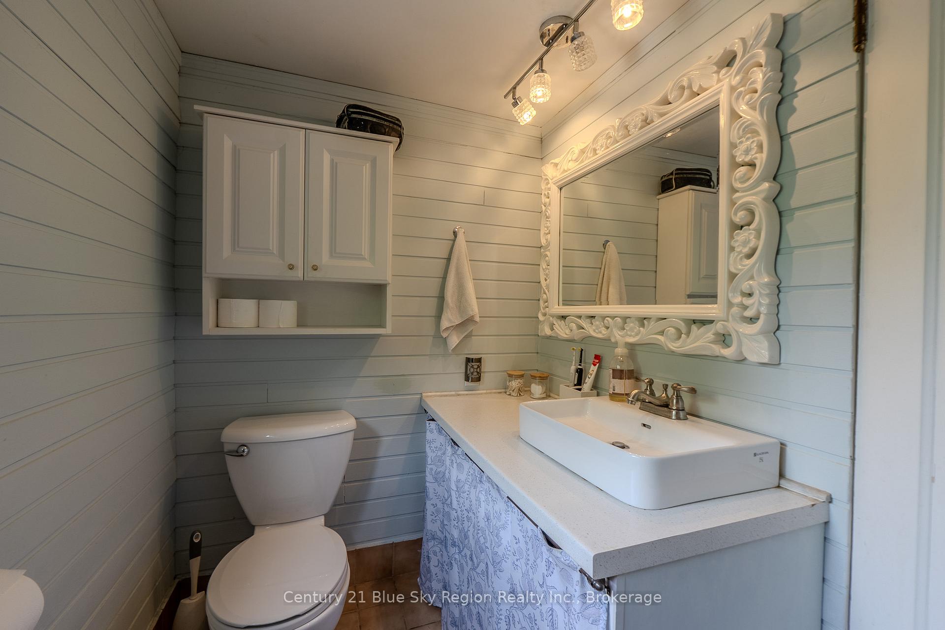 Photo 21 of 56 Whitney Avenue, North Bay, Ferris — HOMEH