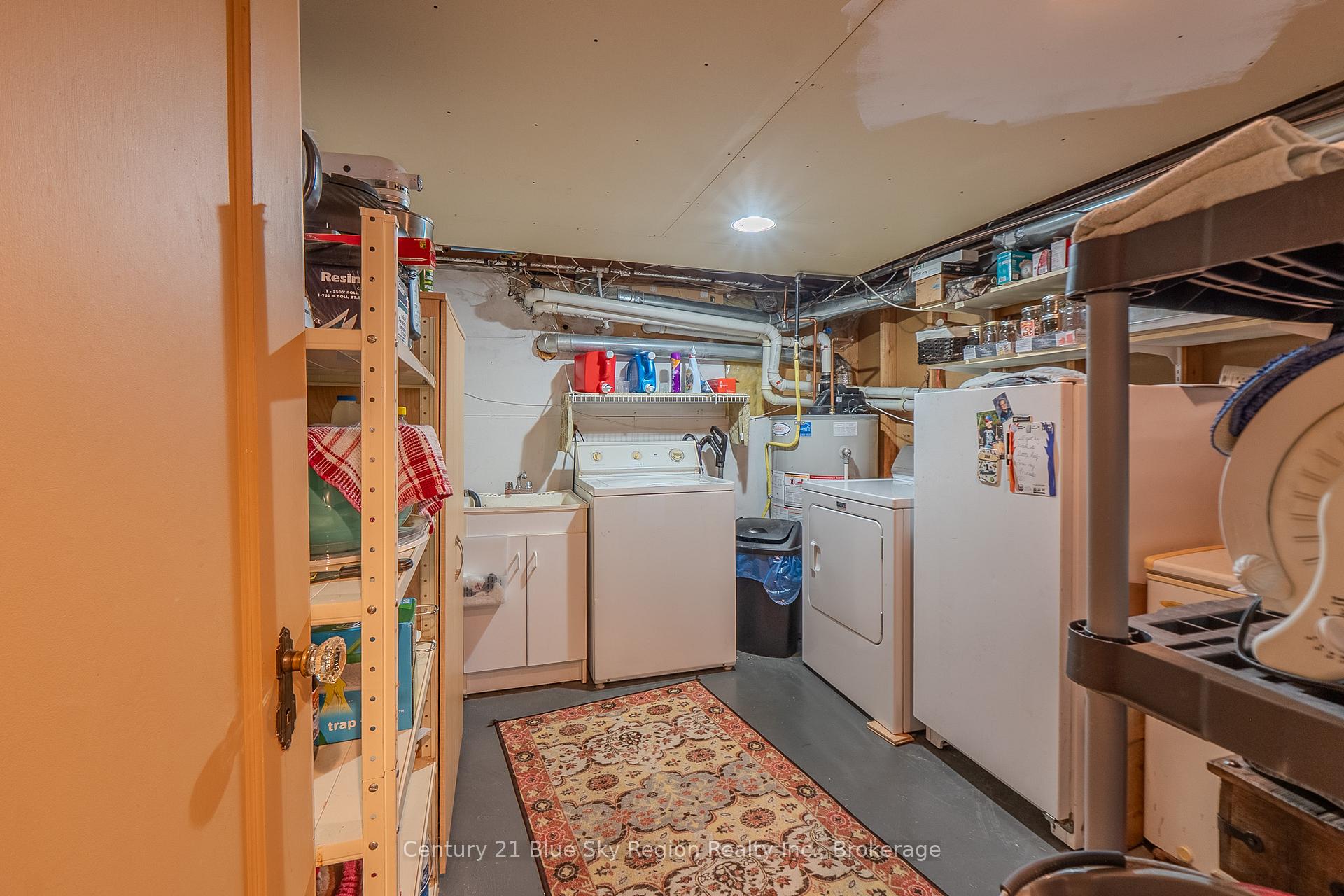 Photo 26 of 56 Whitney Avenue, North Bay, Ferris — HOMEH