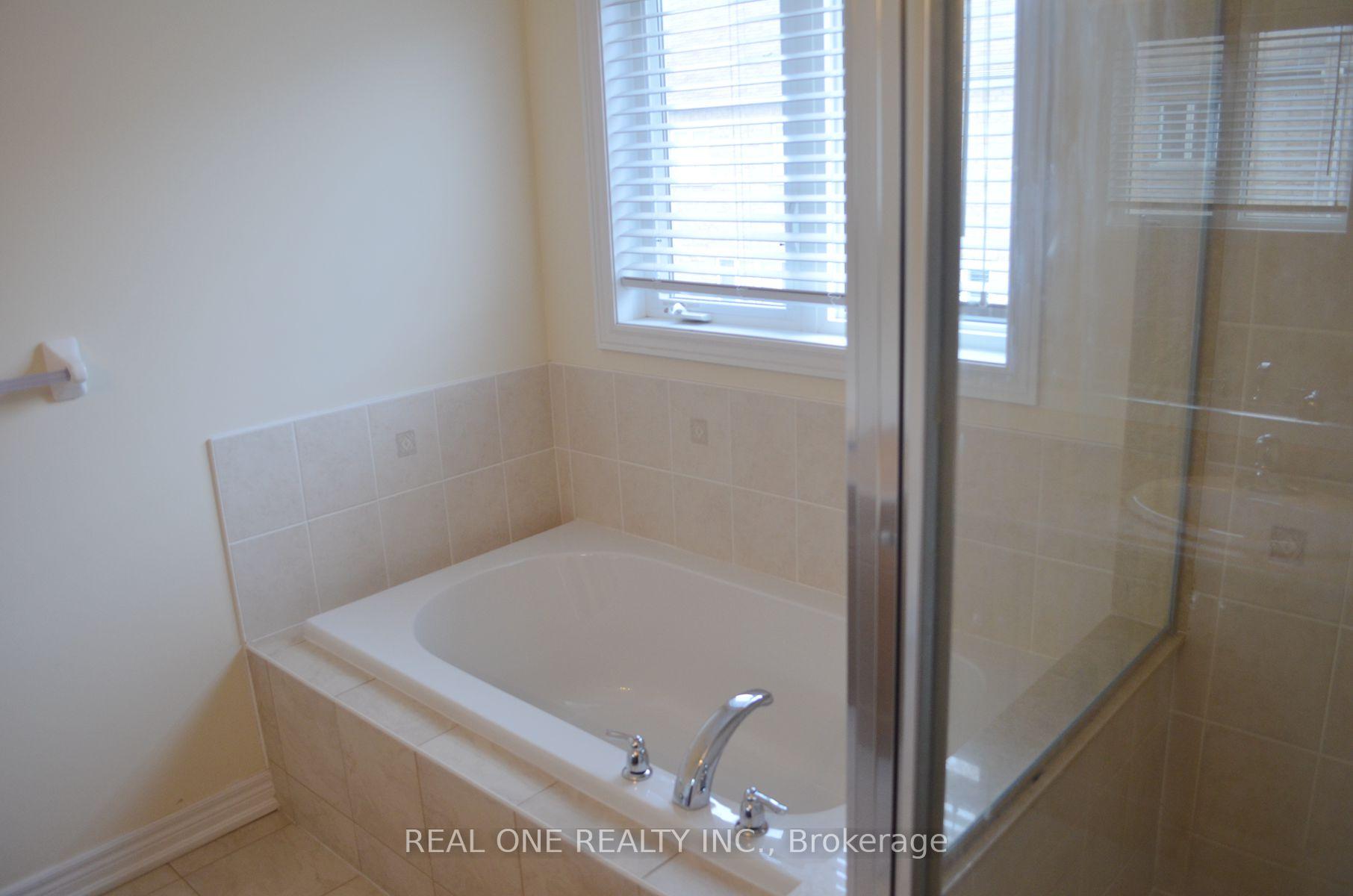 Photo 10 of 21 Hyacinth Street, Markham, Wismer — HOMEH