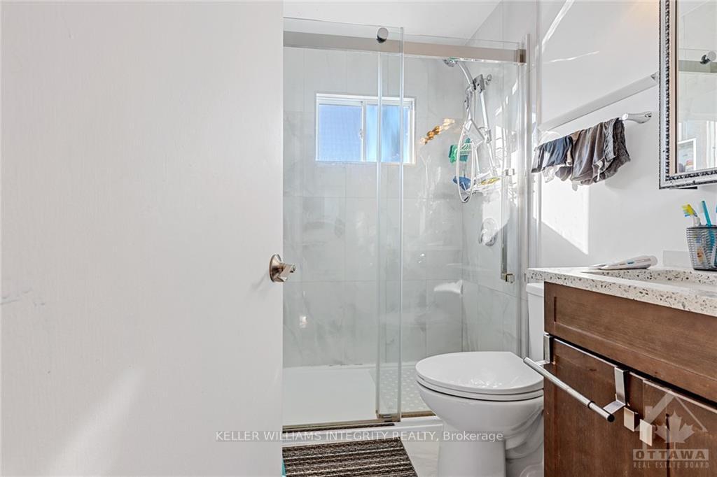 Photo 10 of 786 Trojan Avenue, Ottawa, Castle Heights/Rideau High — HOMEH