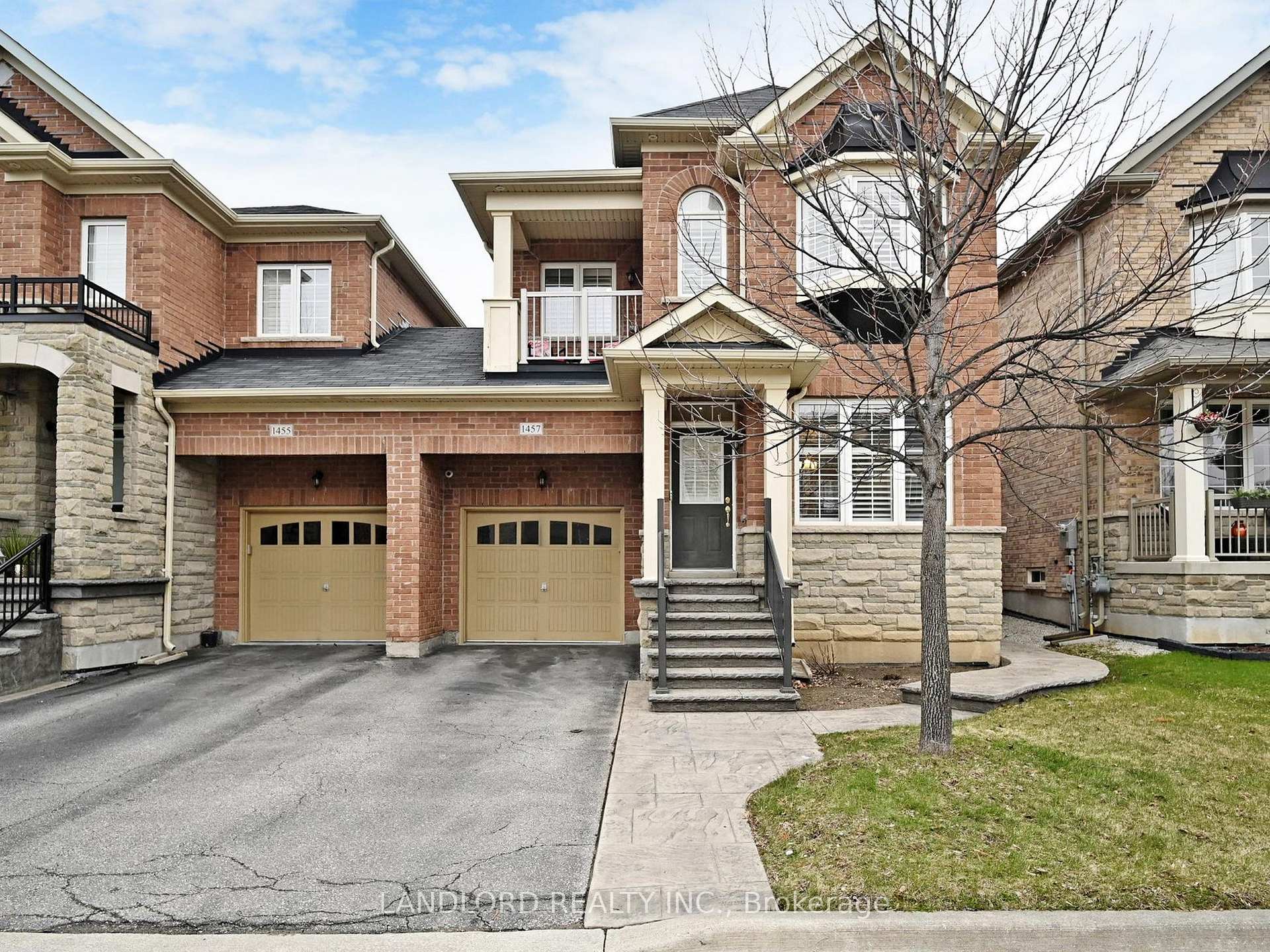 Photo 1 of 1457 Haws Crescent, Milton, Clarke — HOMEH