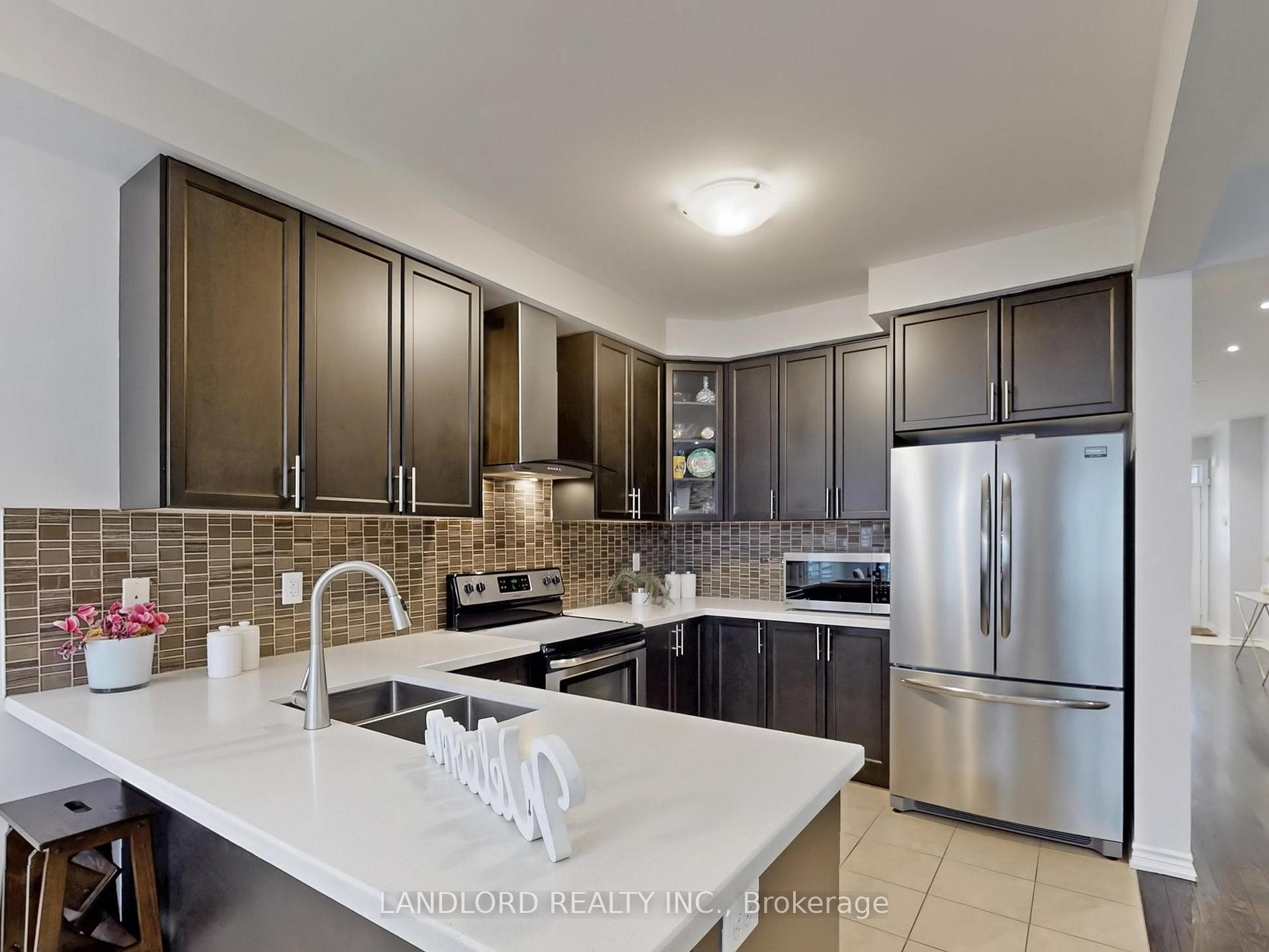 Photo 10 of 1457 Haws Crescent, Milton, Clarke — HOMEH