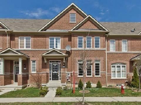 Front of 5537 Waterwind Crescent