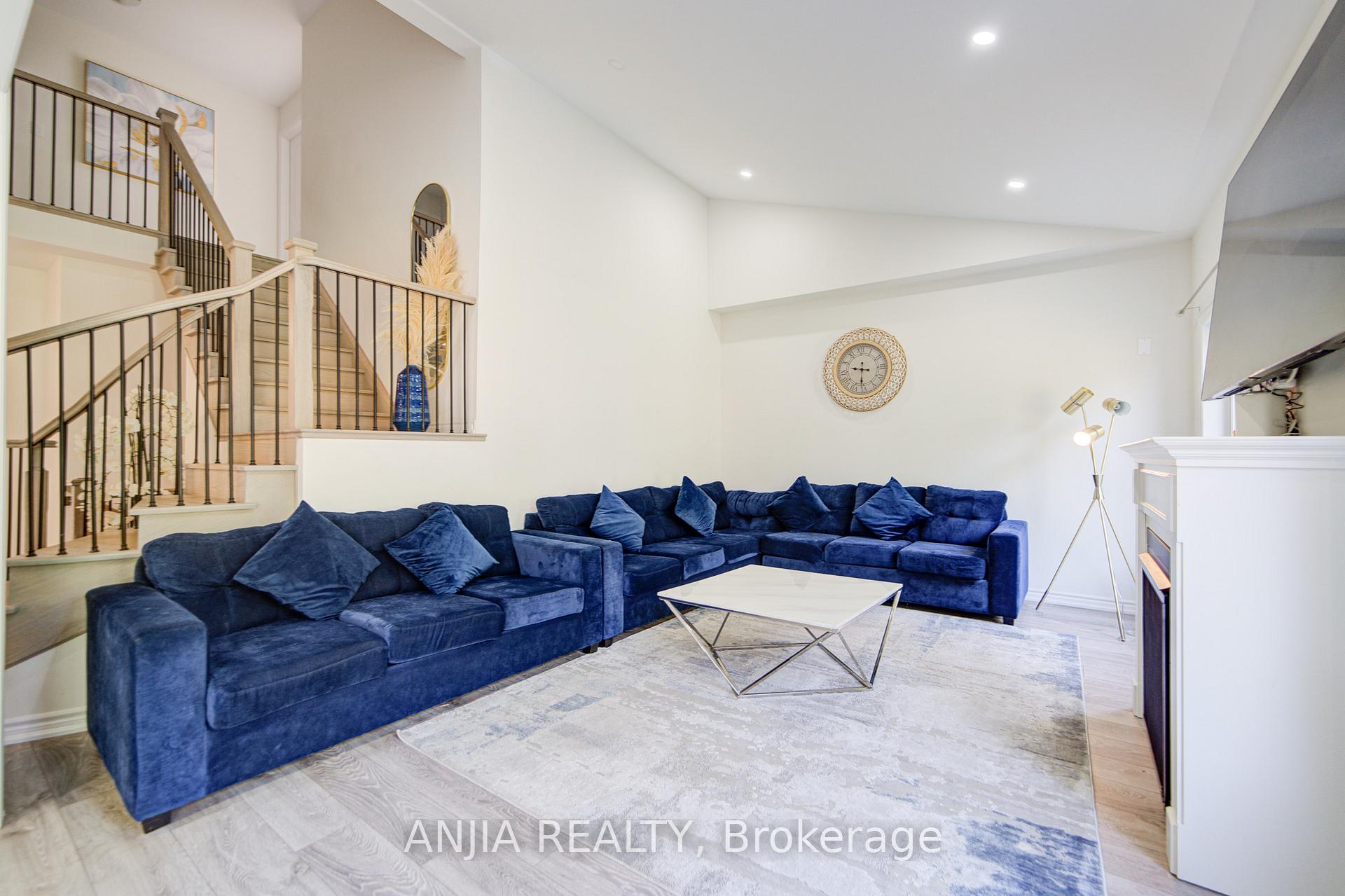 Photo 14 of 2036 Kurelo Drive, Oshawa, Taunton — HOMEH
