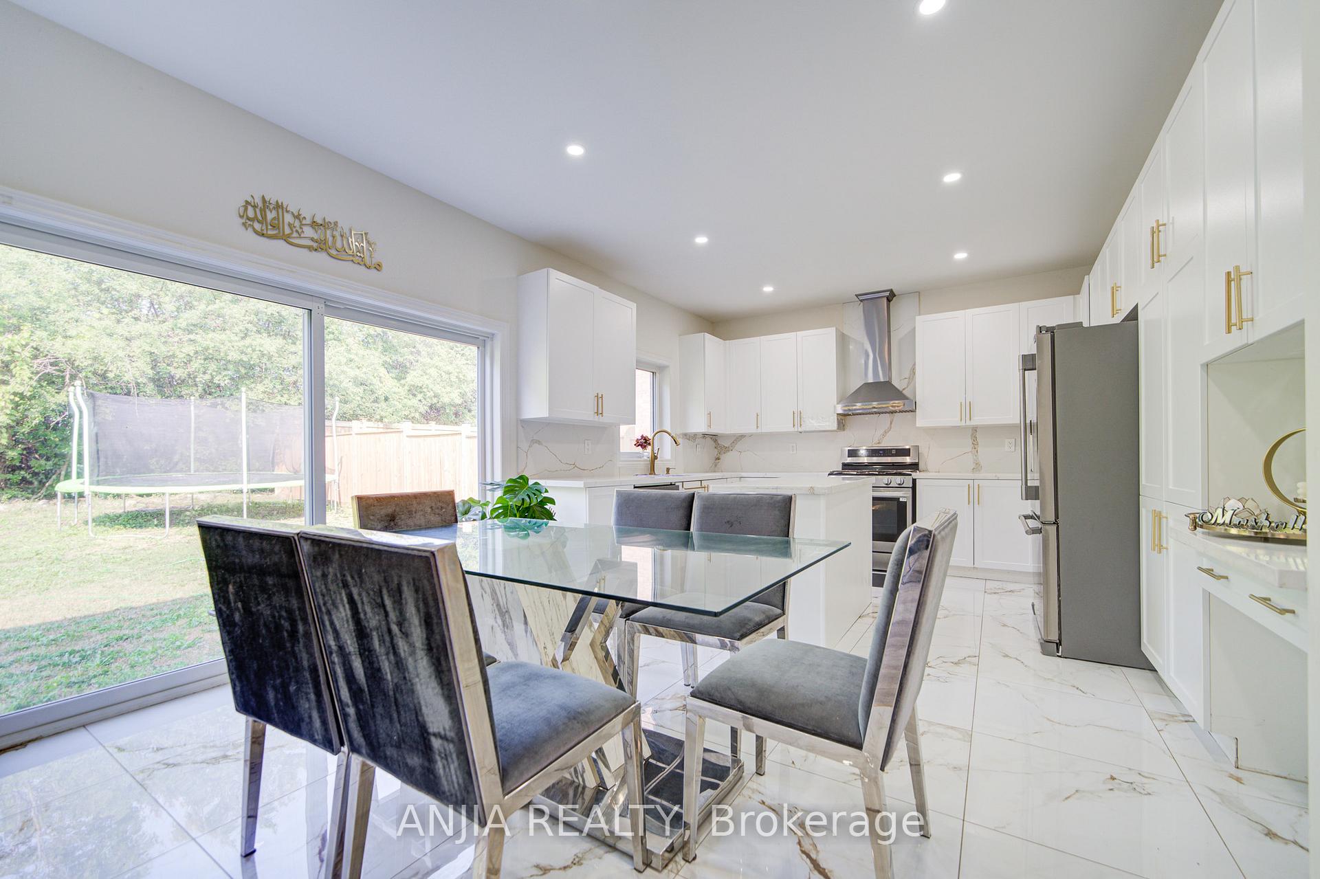 Photo 17 of 2036 Kurelo Drive, Oshawa, Taunton — HOMEH