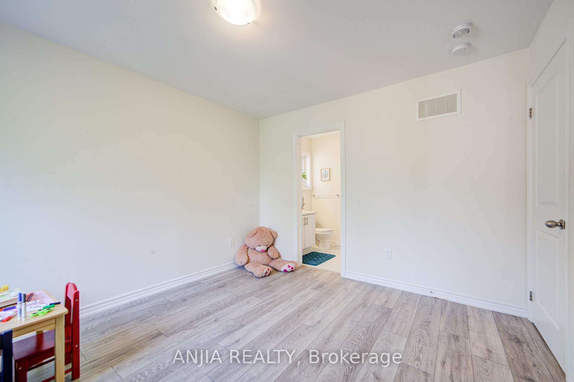 Photo 32 of 2036 Kurelo Drive, Oshawa, Taunton — HOMEH