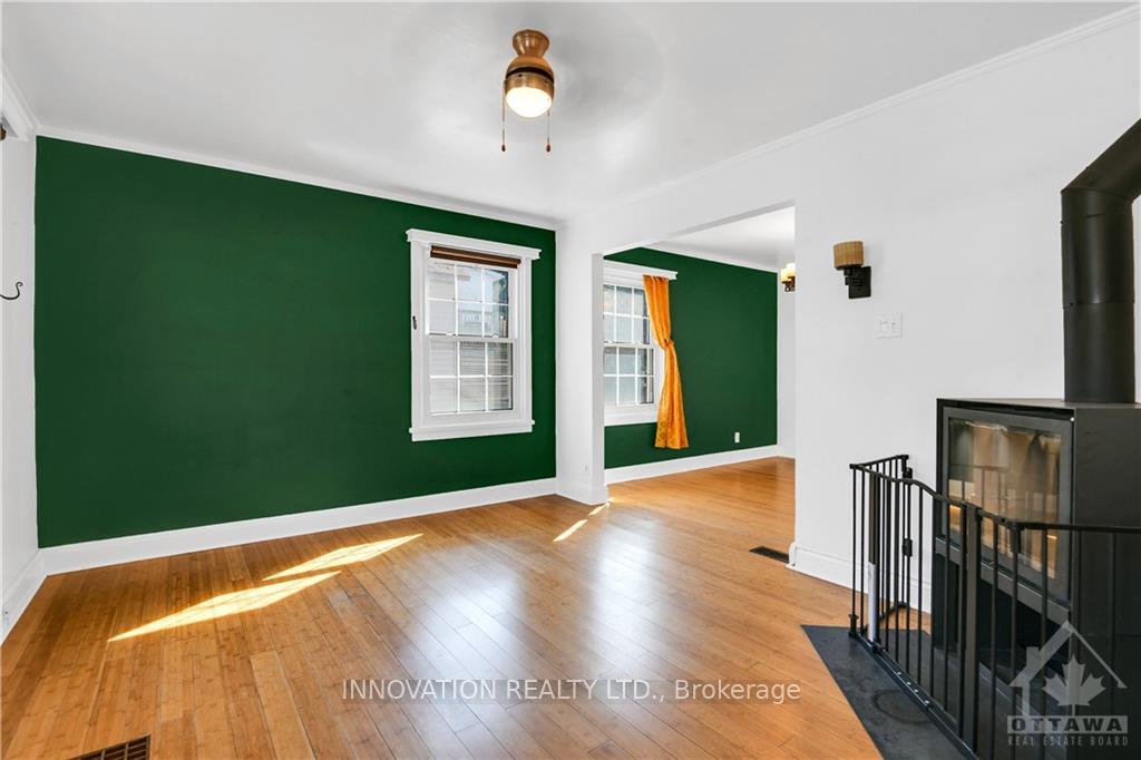 Photo 2 of 120 Queen Mary Street, Ottawa, Overbrook/Castle Heights — HOMEH