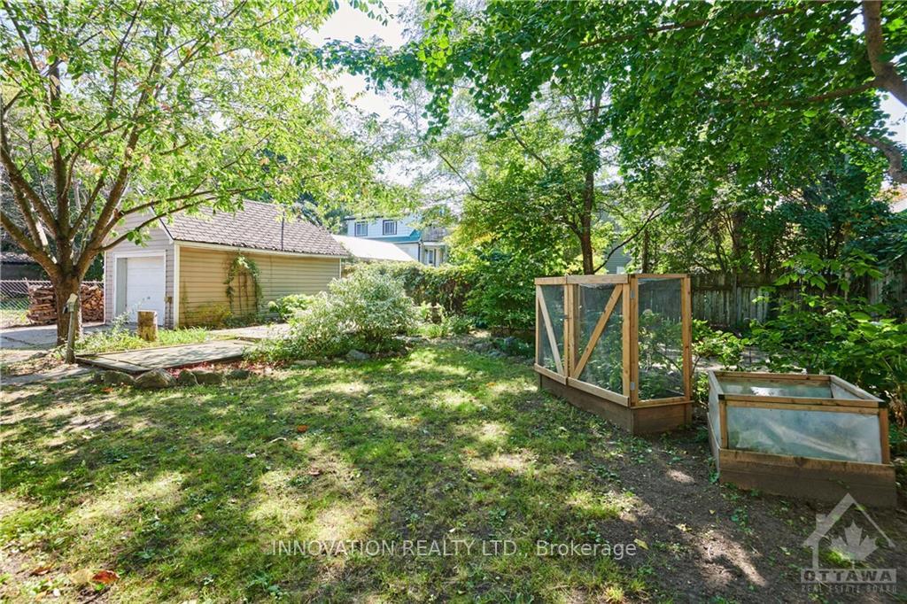Photo 10 of 120 Queen Mary Street, Ottawa, Overbrook/Castle Heights — HOMEH