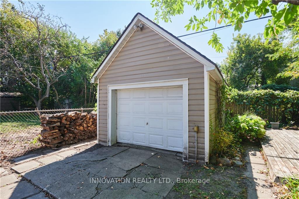 Photo 12 of 120 Queen Mary Street, Ottawa, Overbrook/Castle Heights — HOMEH