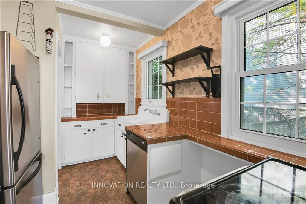 Photo 16 of 120 Queen Mary Street, Ottawa, Overbrook/Castle Heights — HOMEH