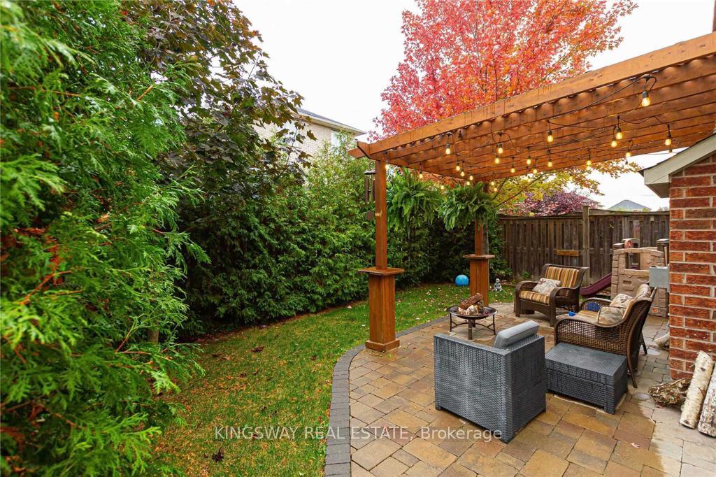 Photo 4 of 1079 Costigan Road, Milton, Clarke — HOMEH