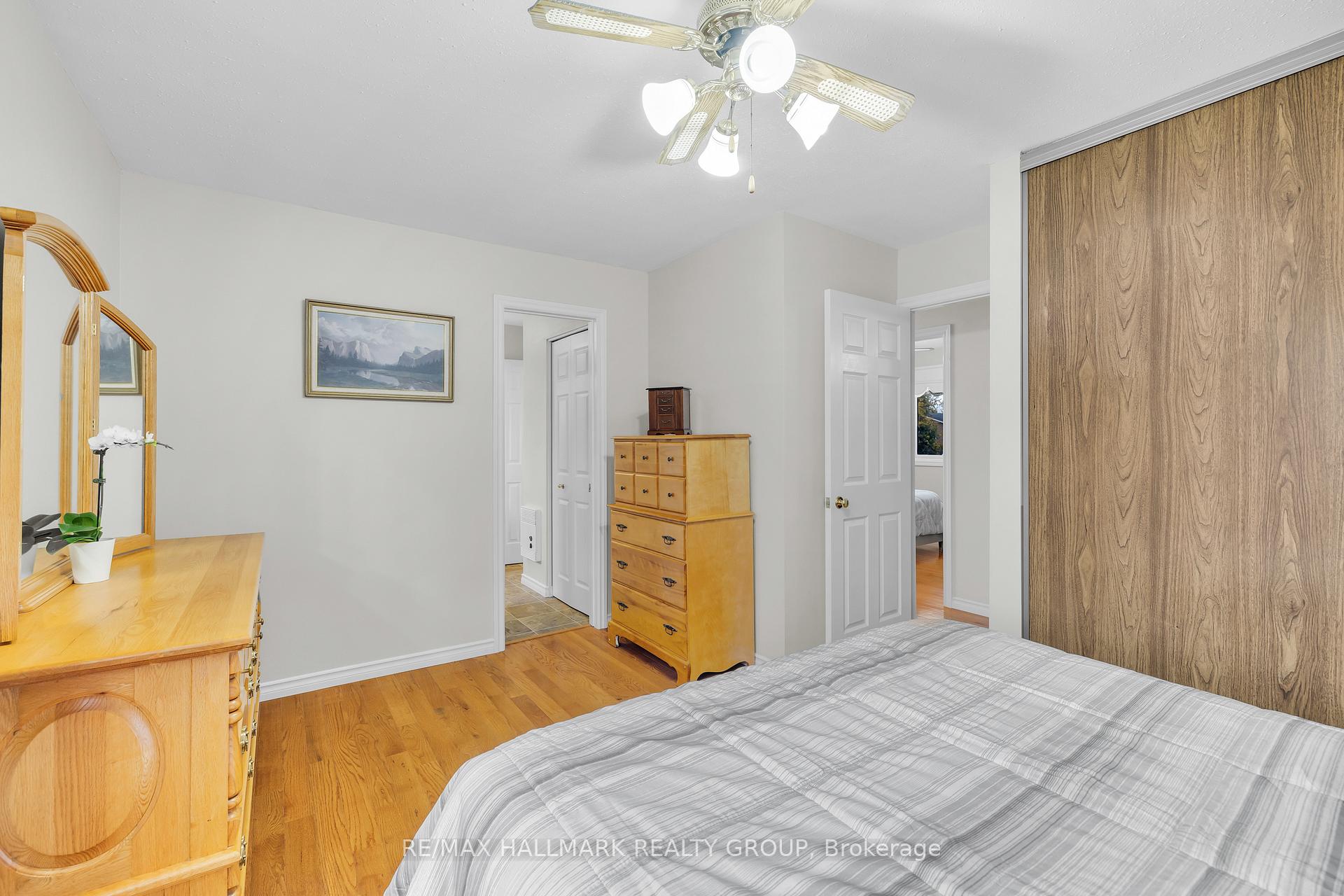 Photo 26 of 336 McEachern Crescent, Ottawa, Bilberry Creek/Queenswood Heights — HOMEH