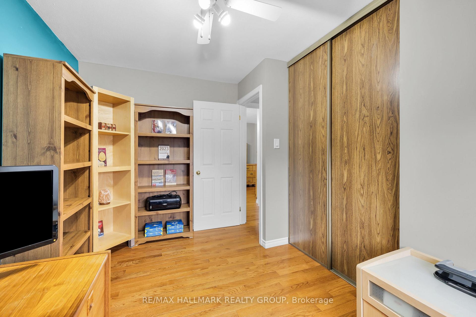 Photo 28 of 336 McEachern Crescent, Ottawa, Bilberry Creek/Queenswood Heights — HOMEH
