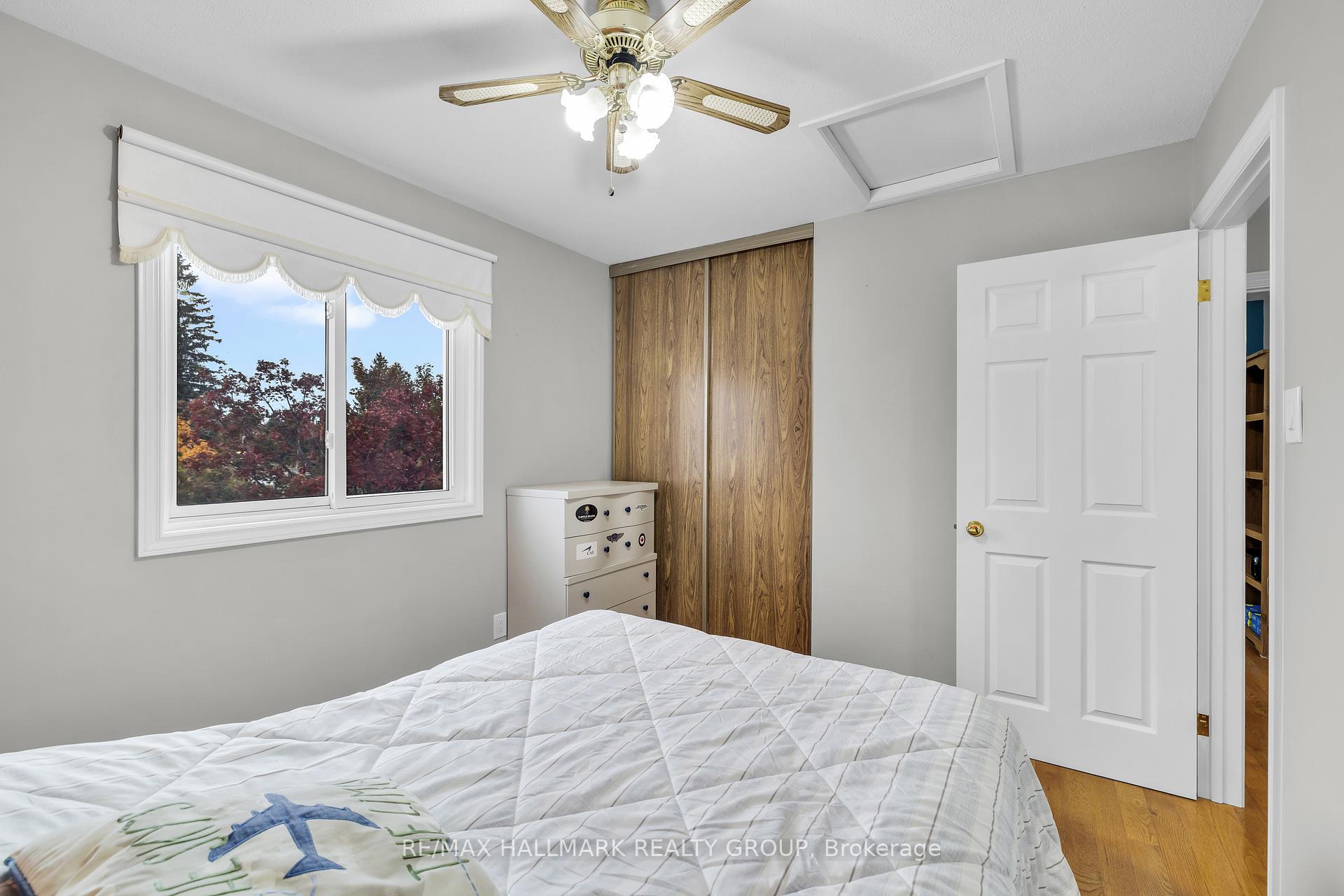 Photo 30 of 336 McEachern Crescent, Ottawa, Bilberry Creek/Queenswood Heights — HOMEH