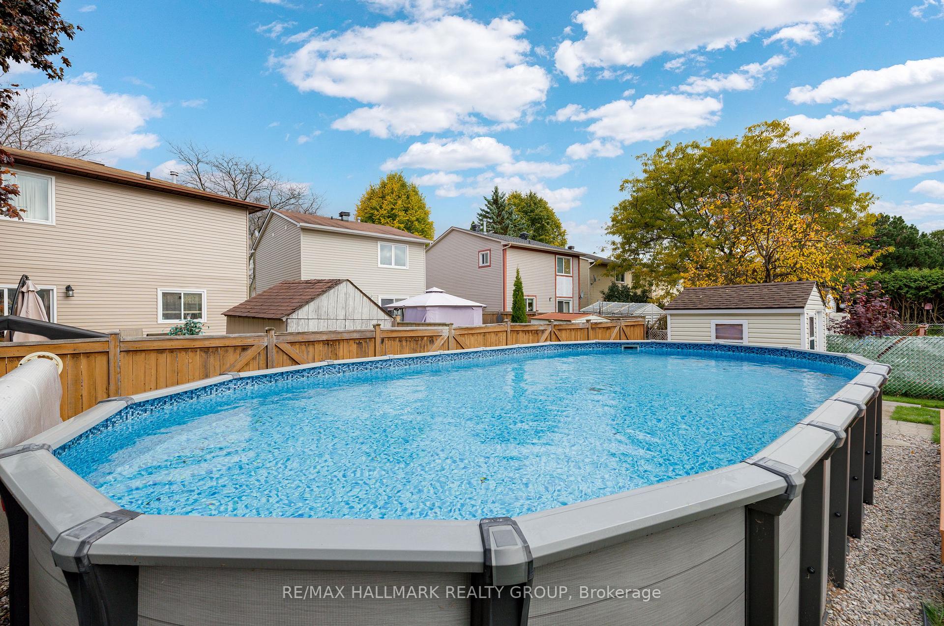 Photo 40 of 336 McEachern Crescent, Ottawa, Bilberry Creek/Queenswood Heights — HOMEH