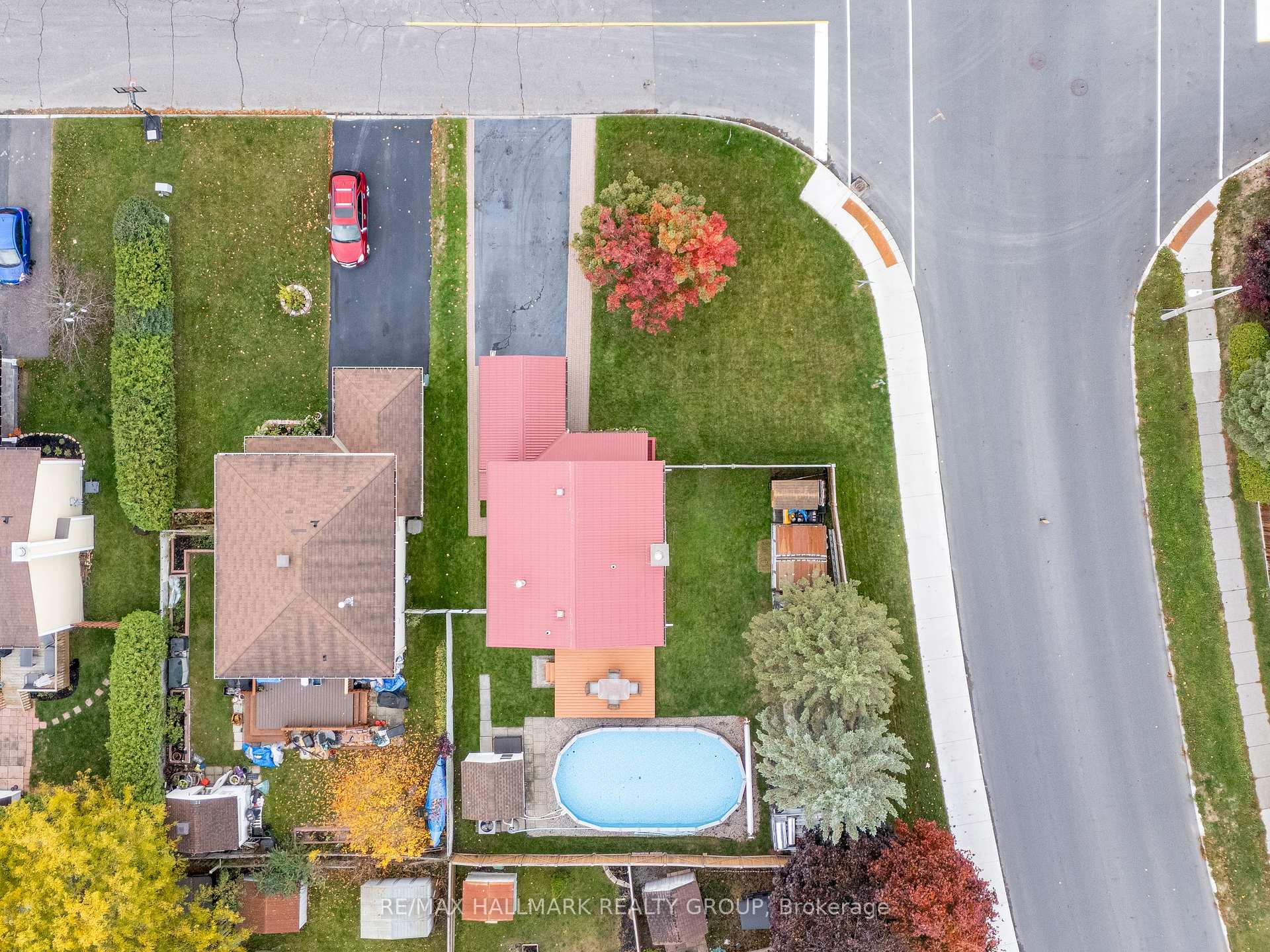 Photo 44 of 336 McEachern Crescent, Ottawa, Bilberry Creek/Queenswood Heights — HOMEH