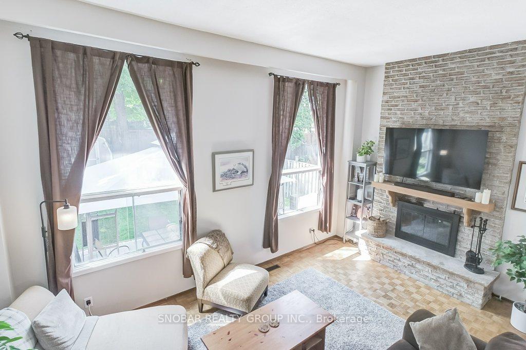 Photo 4 of 7051 Estoril Road, Mississauga, Meadowvale — HOMEH