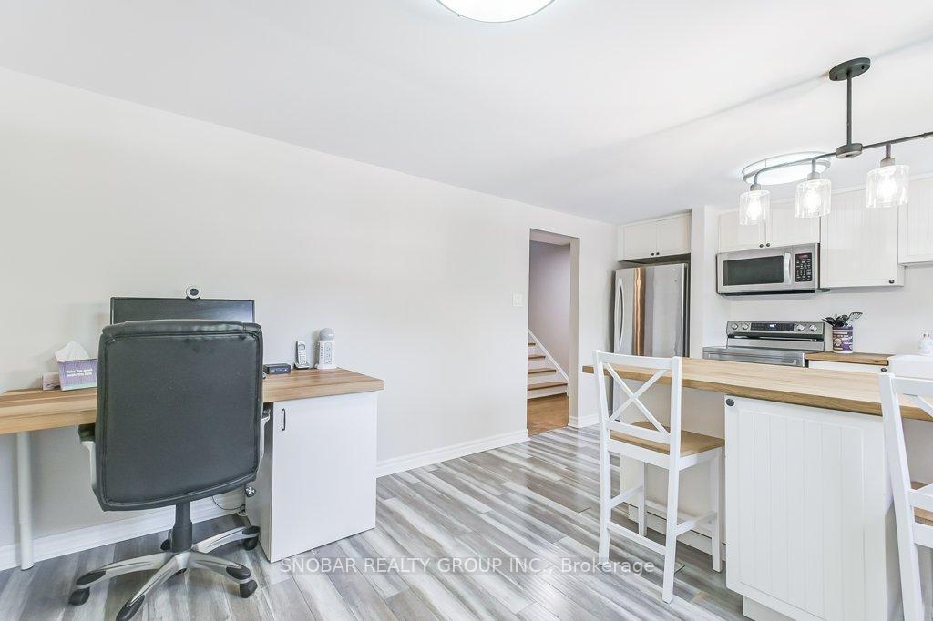 Photo 6 of 7051 Estoril Road, Mississauga, Meadowvale — HOMEH
