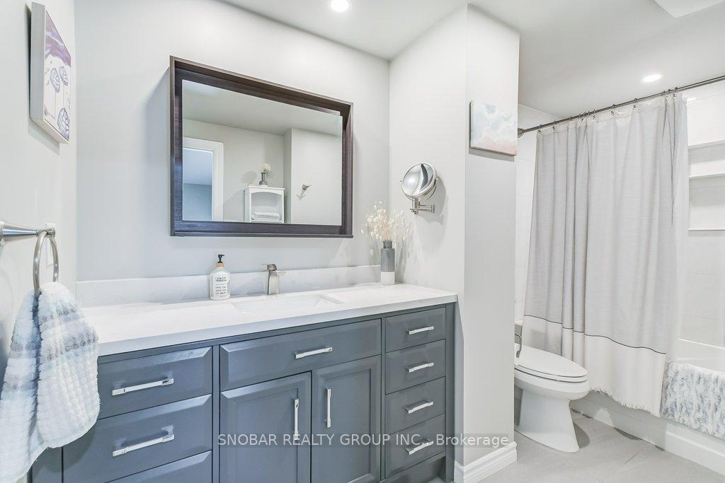 Photo 10 of 7051 Estoril Road, Mississauga, Meadowvale — HOMEH