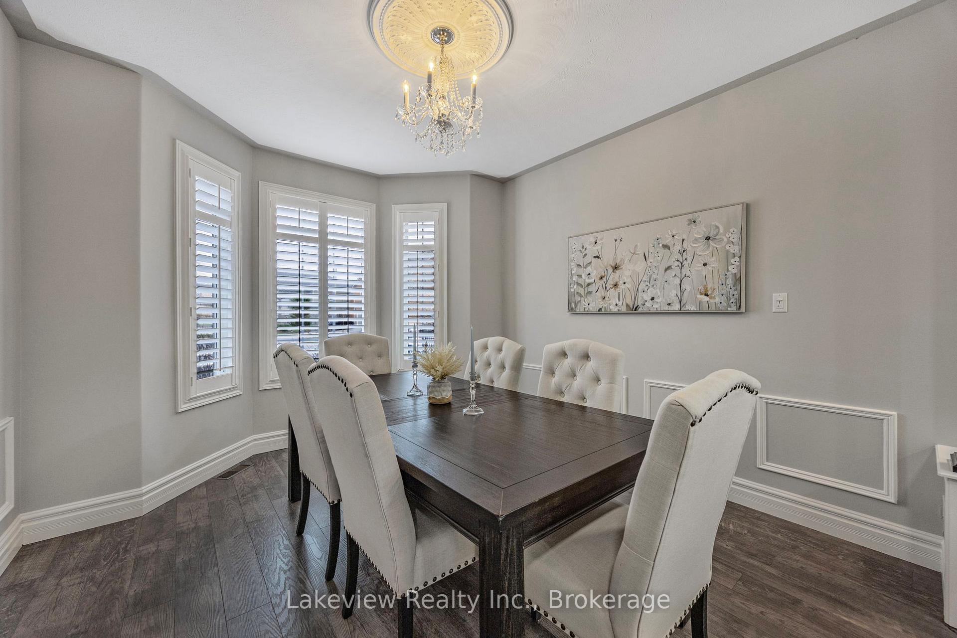 Photo 5 of 31 Cleopatra Court, Orillia — HOMEH