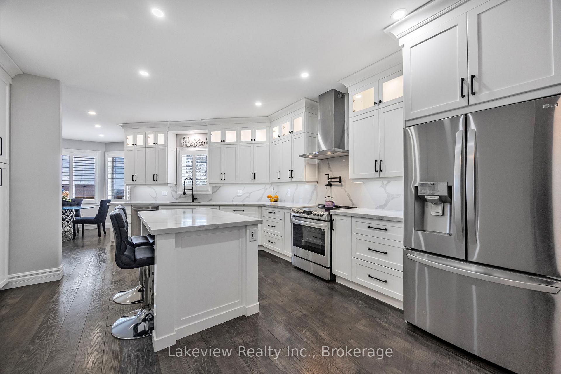 Photo 8 of 31 Cleopatra Court, Orillia — HOMEH