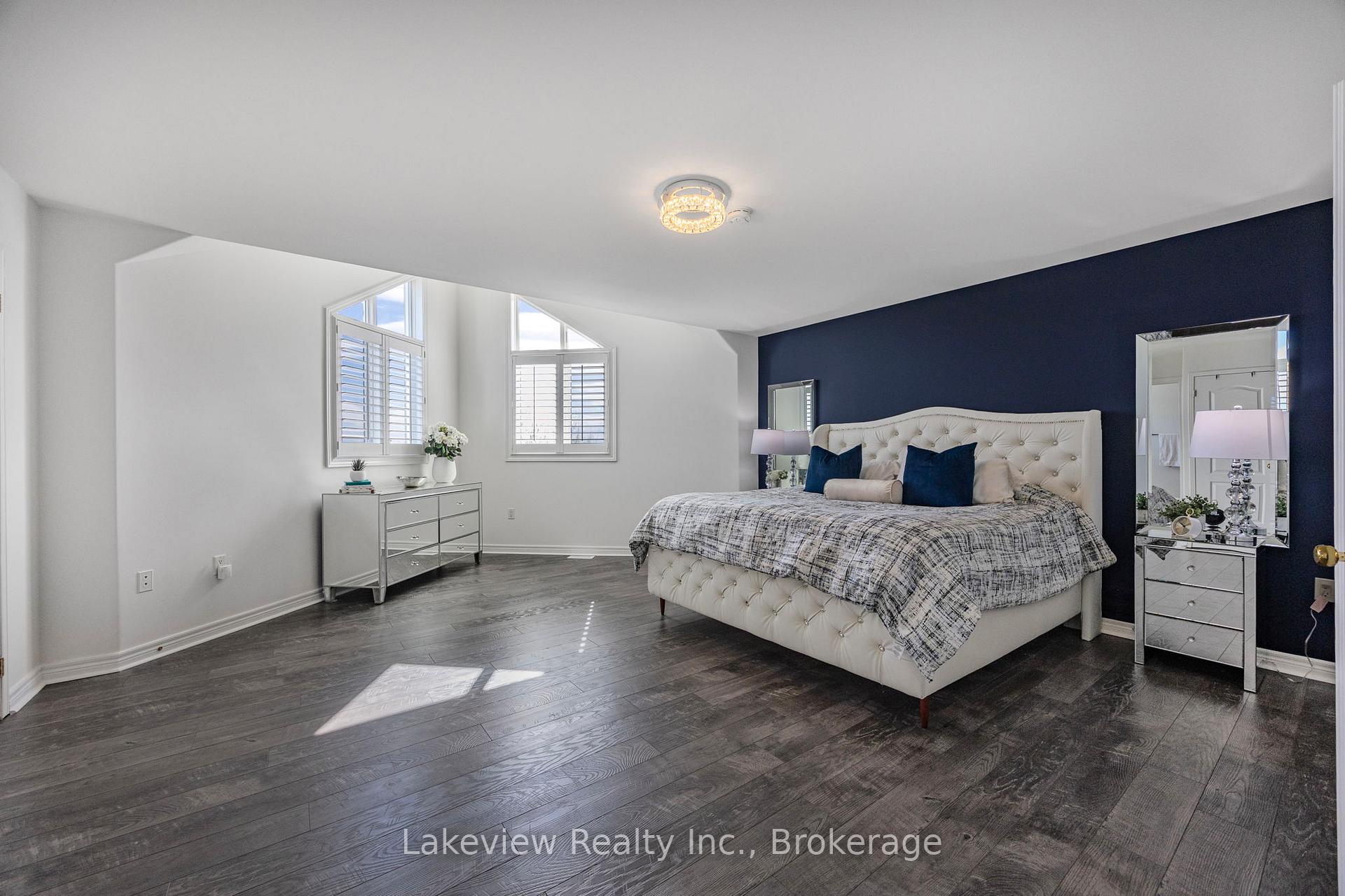 Photo 14 of 31 Cleopatra Court, Orillia — HOMEH