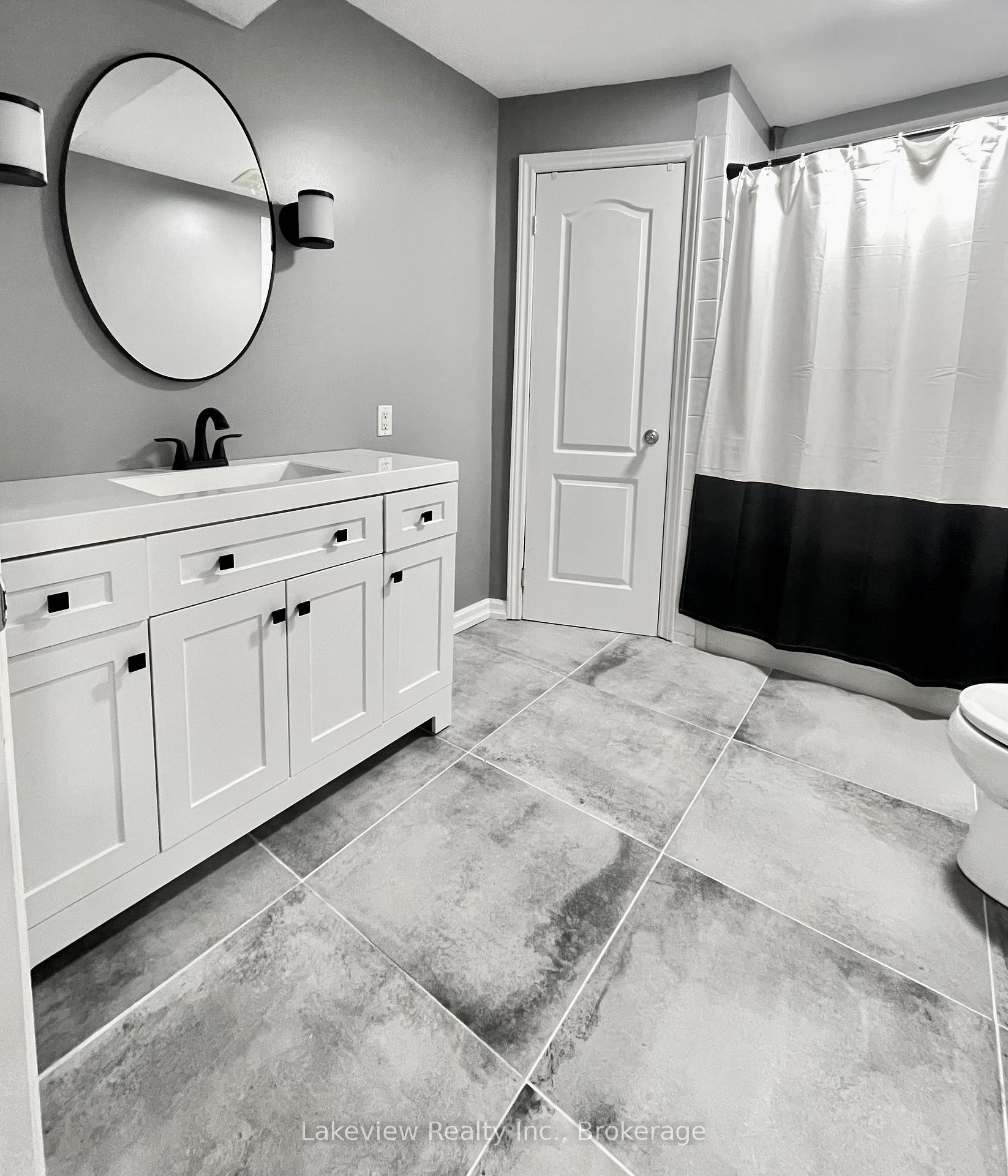Photo 25 of 31 Cleopatra Court, Orillia — HOMEH