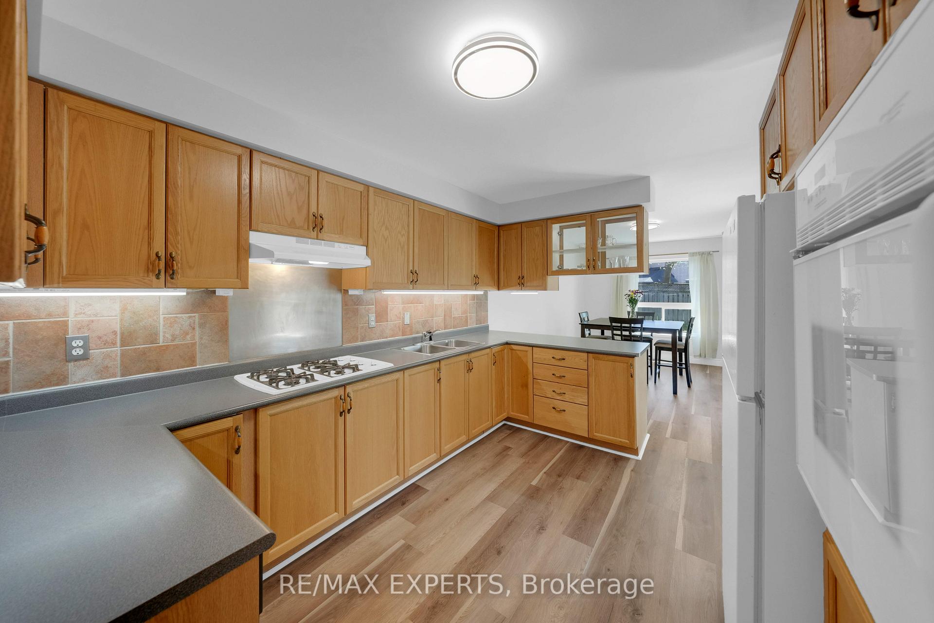 Photo 7 of 21 Preston Avenue, New Tecumseth, Alliston — HOMEH