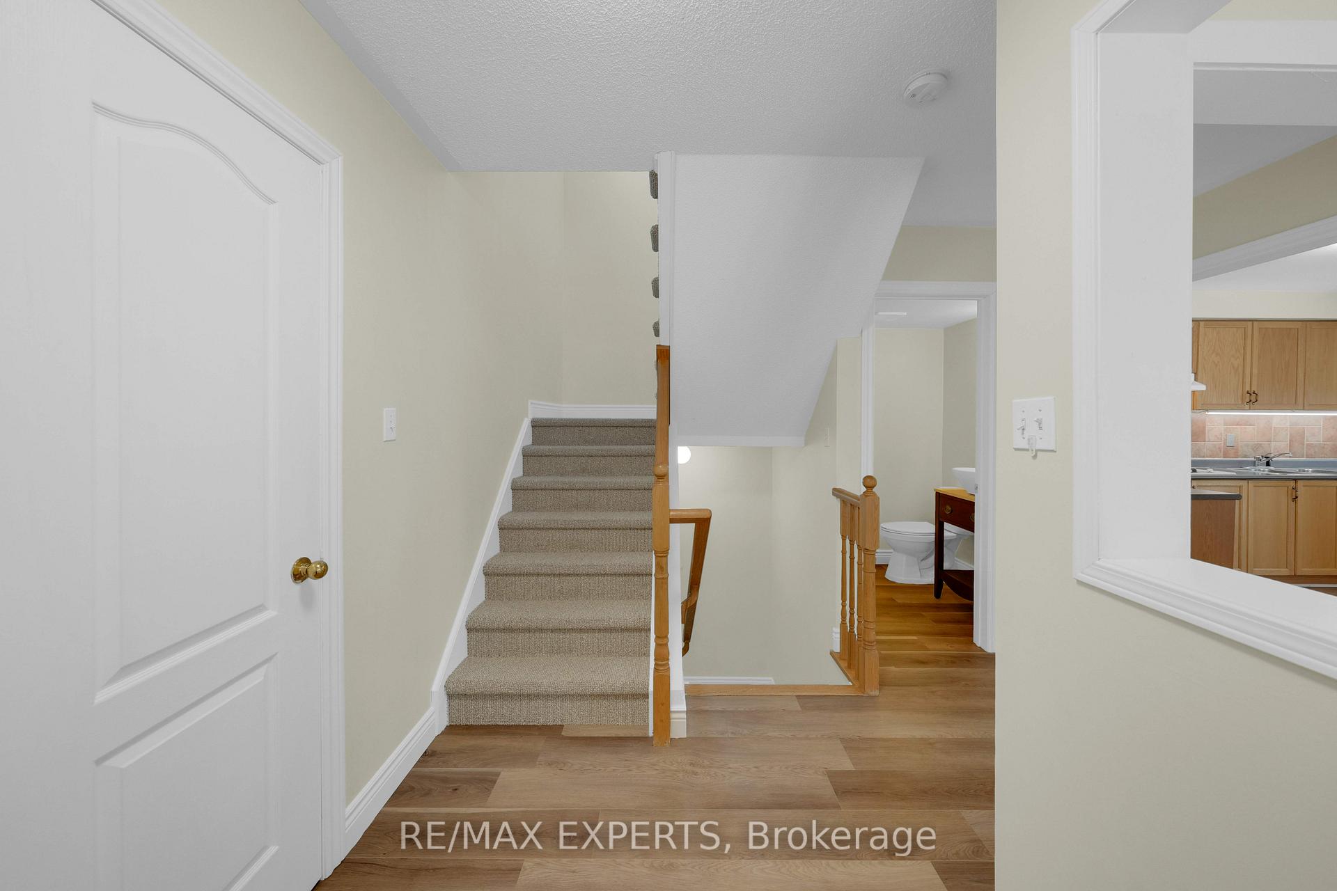 Photo 11 of 21 Preston Avenue, New Tecumseth, Alliston — HOMEH