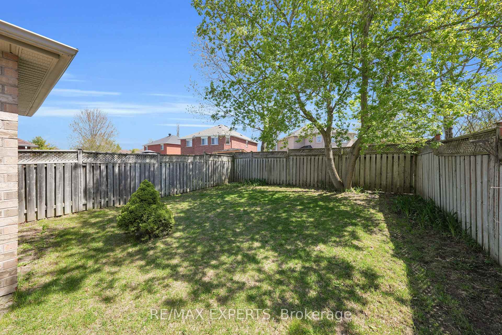 Photo 27 of 21 Preston Avenue, New Tecumseth, Alliston — HOMEH