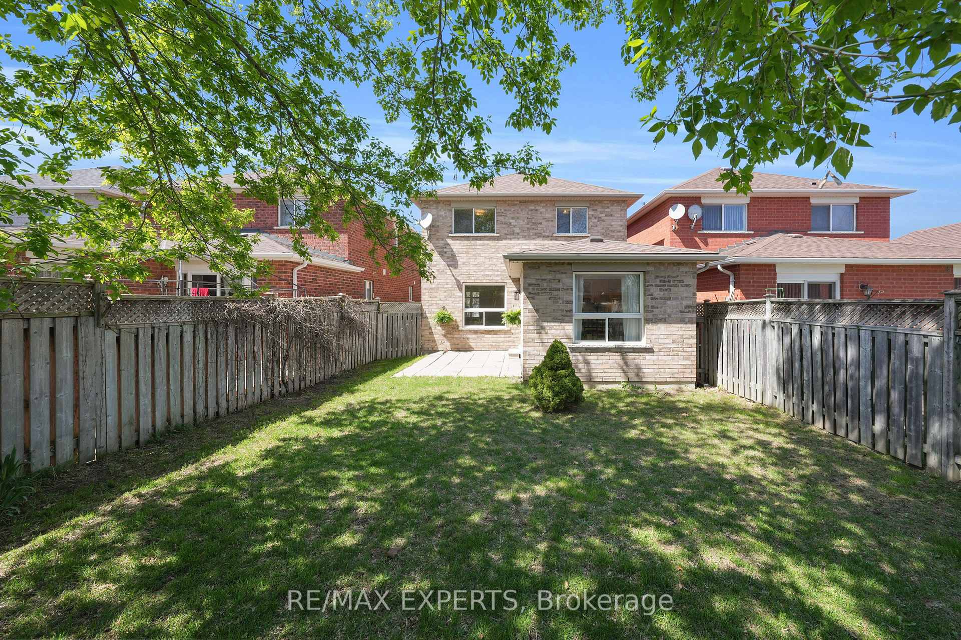 Photo 30 of 21 Preston Avenue, New Tecumseth, Alliston — HOMEH