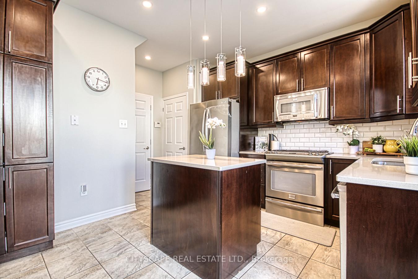 Photo 13 of 388 Dymott Avenue, Milton, Harrison — HOMEH