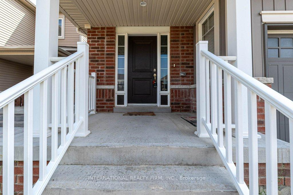 Photo 4 of 135 Knight Street, New Tecumseth, Alliston — HOMEH