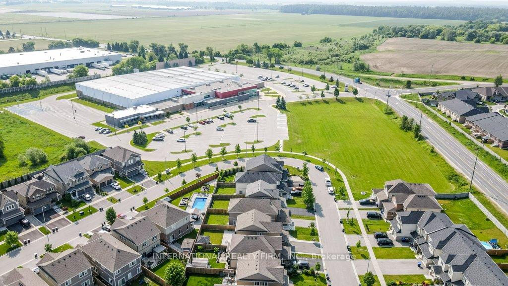 Photo 39 of 135 Knight Street, New Tecumseth, Alliston — HOMEH