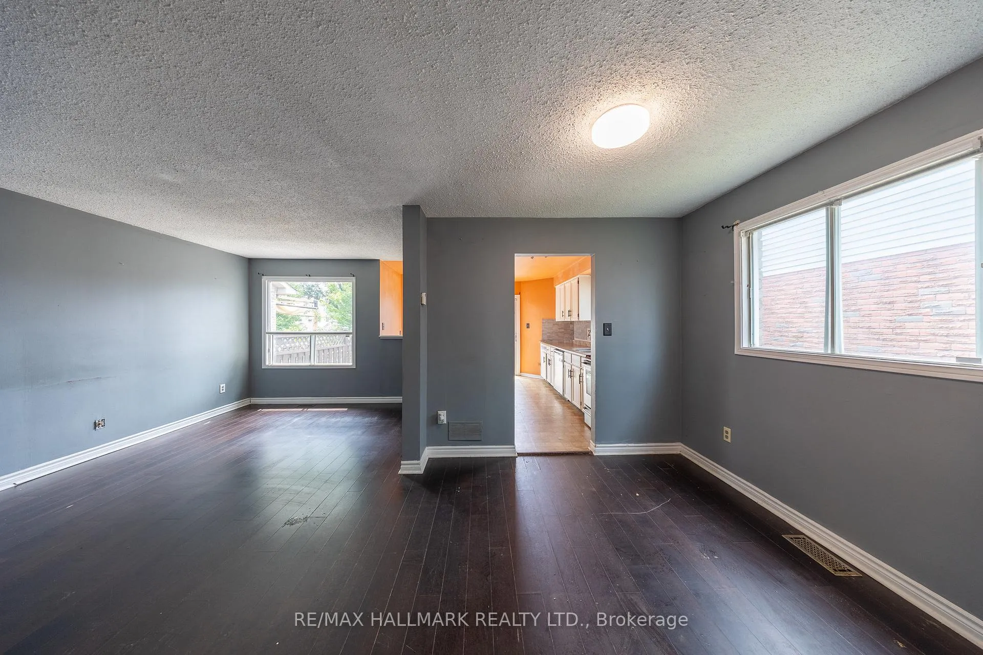 Photo 6 of 200 Adele Crescent, Oshawa, McLaughlin — HOMEH