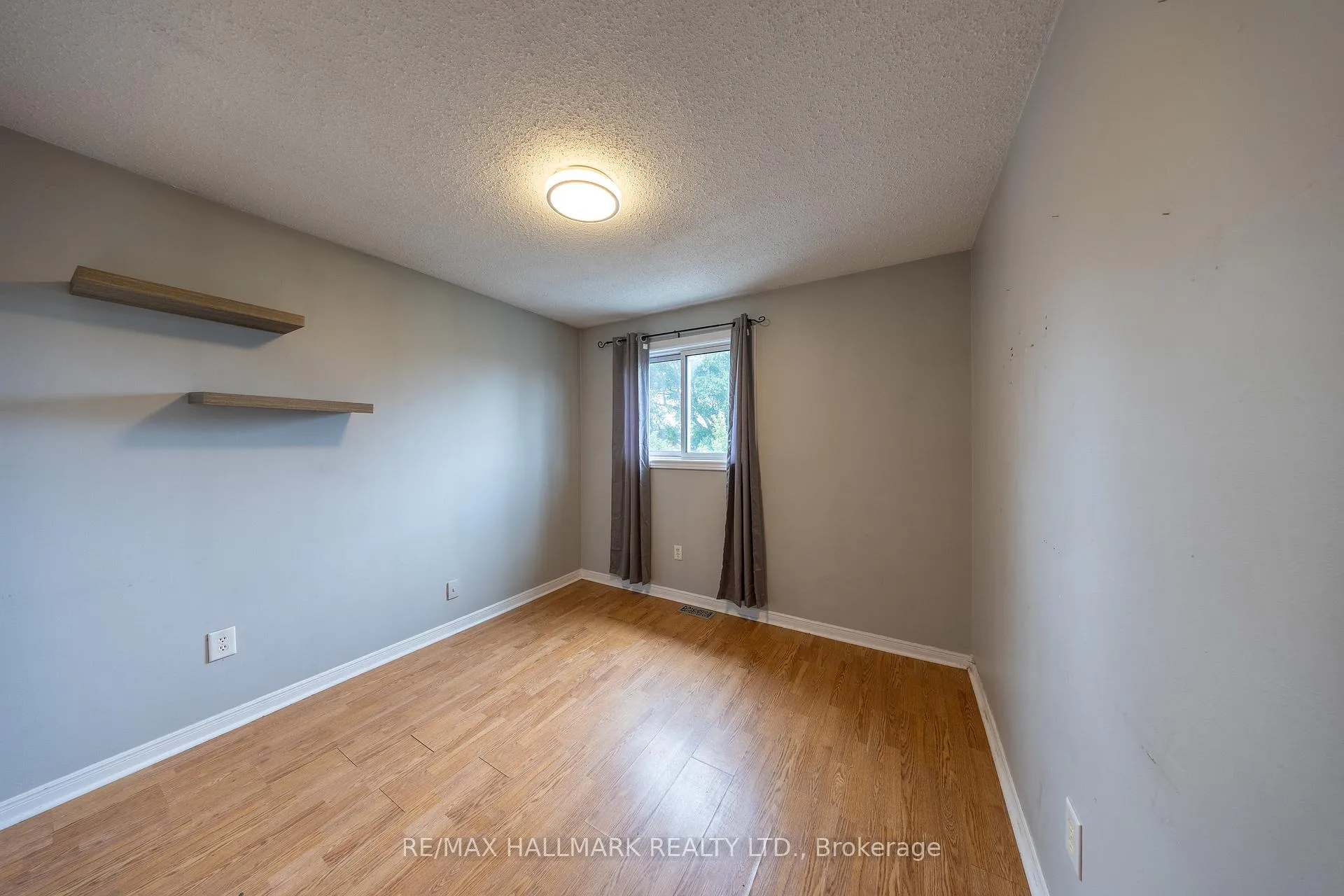 Photo 20 of 200 Adele Crescent, Oshawa, McLaughlin — HOMEH