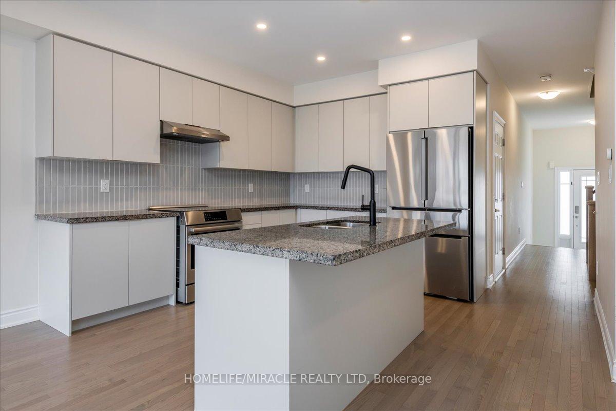 Photo 6 of 71 Arnold Crescent, New Tecumseth, Rural New Tecumseth — HOMEH
