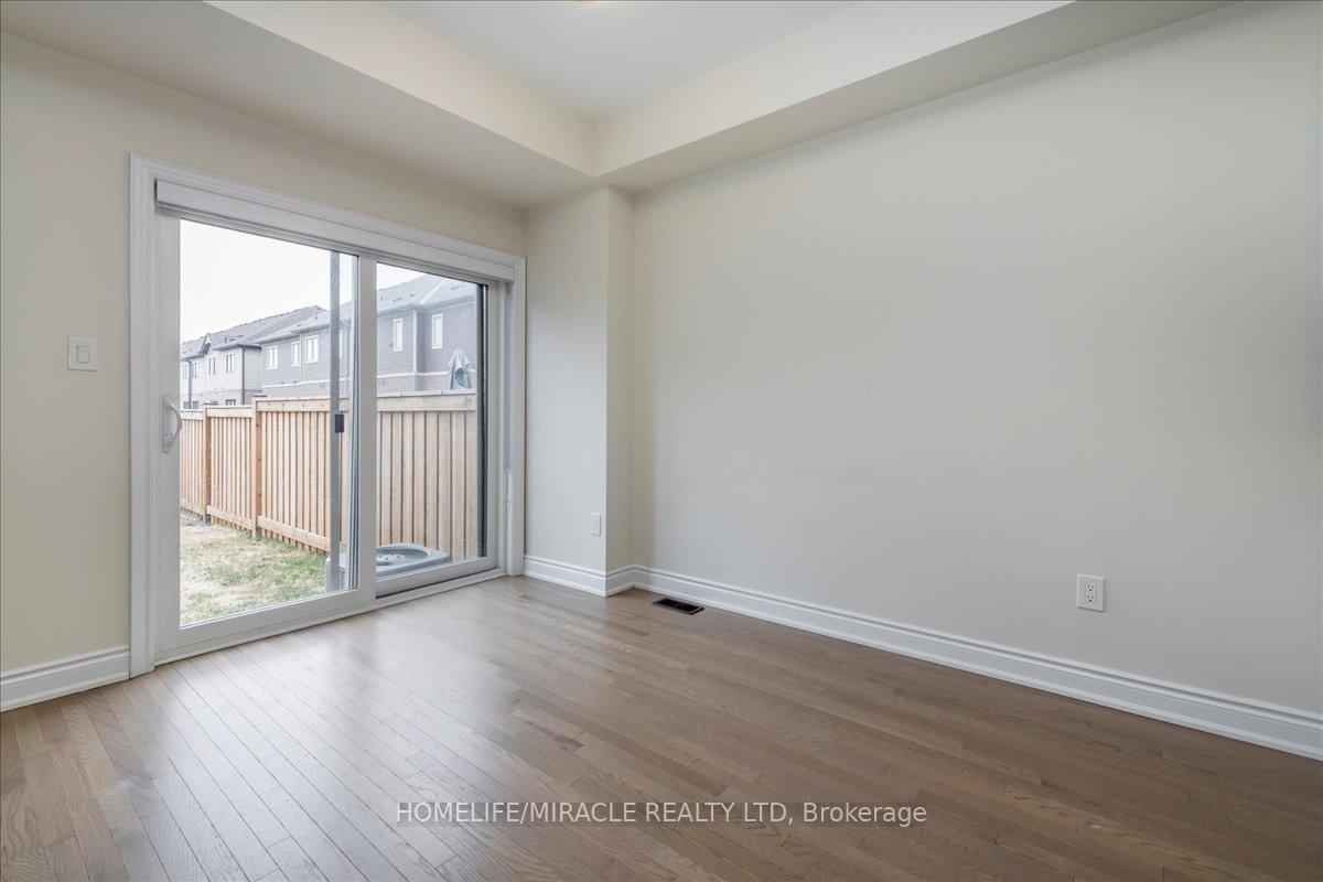 Photo 9 of 71 Arnold Crescent, New Tecumseth, Rural New Tecumseth — HOMEH